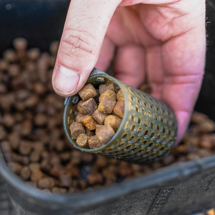 Preston ICS Bait Up Fishing Feeder In Use 4