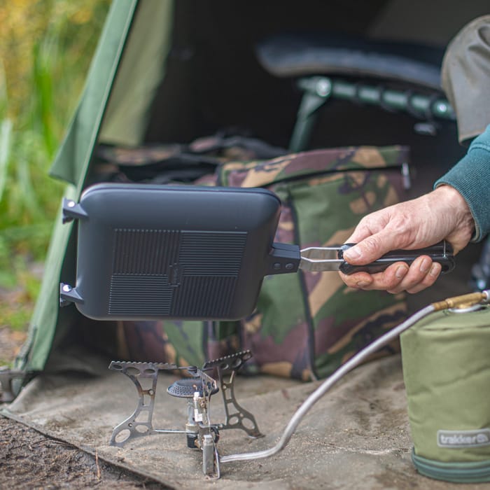 RidgeMonkey Deep Fill Sandwich Toaster XL Limited Edition In Use  2