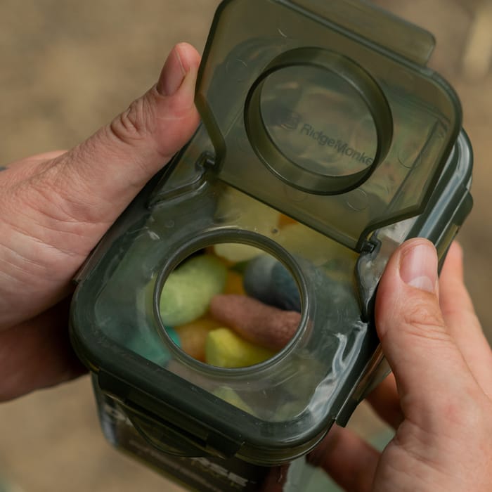 RidgeMonkey Disperse Foam Nuggets Session Pack In Use 2