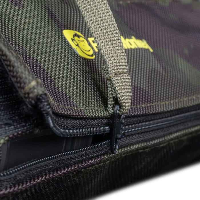 RidgeMonkey Modular Hookbait Pots With Camo Case Close Up 1