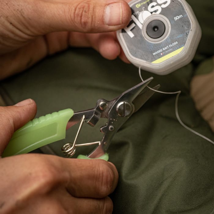 RidgeMonkey Nite-Glo Heavy Duty Snips 3