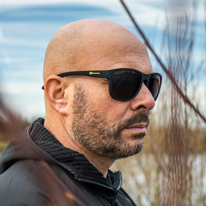 RidgeMonkey Pola-Flare Seeker Fishing Sunglasses In Use 1