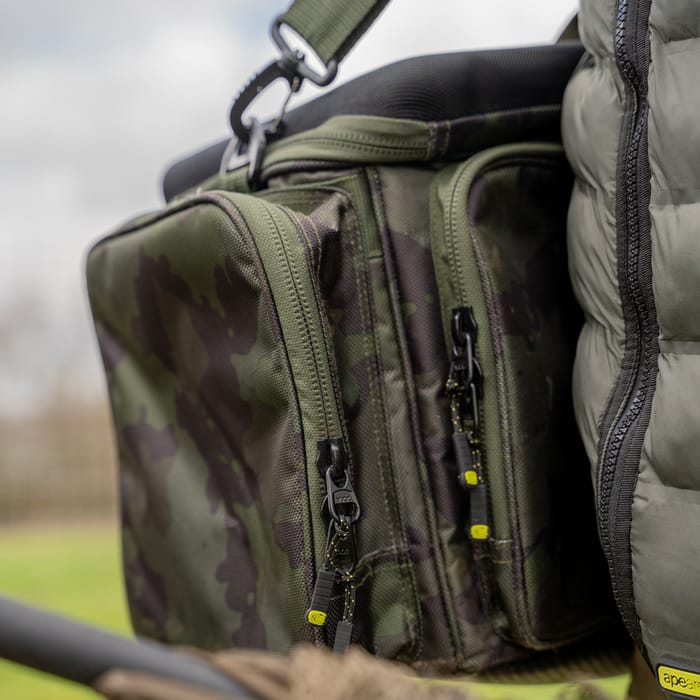 RidgeMonkey Ruggage Hardtop Fishing Carryall Lifestyle 3