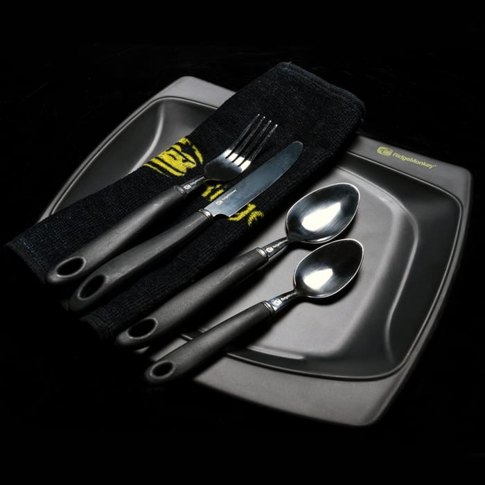 RidgeMonkey SQ DLX Large Plate, Cutlery & Towel