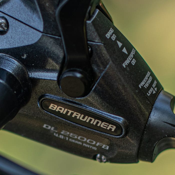 Shimano Baitrunner DL Reel fb 2500 In Use Close Up
