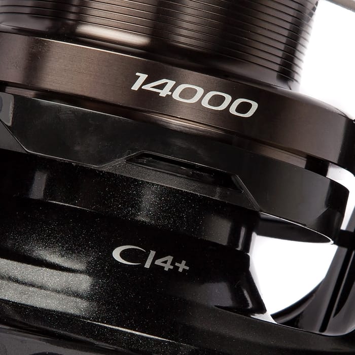 Shimano Ultegra CI4+ XTB Reel Close Up 7