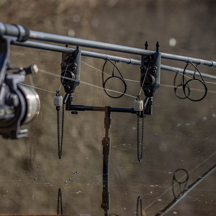 Solar Black-Lite Pro-Loc 2 Rod Adjustable Fishing Buzzer Bar In Use 2