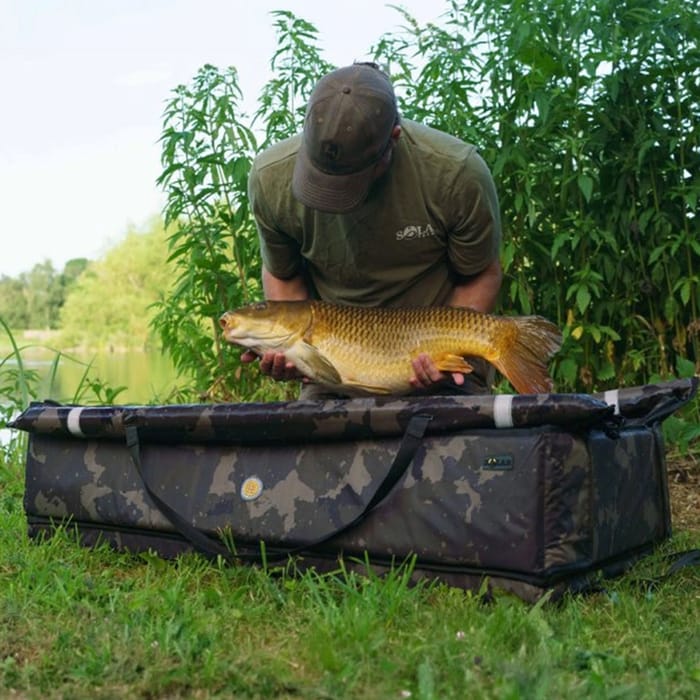 Solar Tackle Worldwide Square Cradle