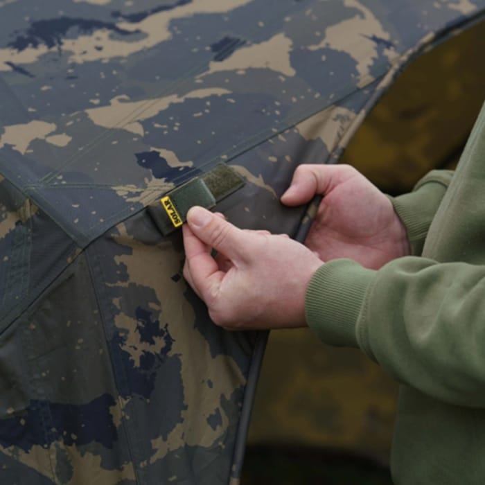 Solar Tackle Worldwide Brolly System