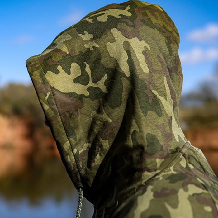 Sonik Camo Fishing Hoodie Close Up 1