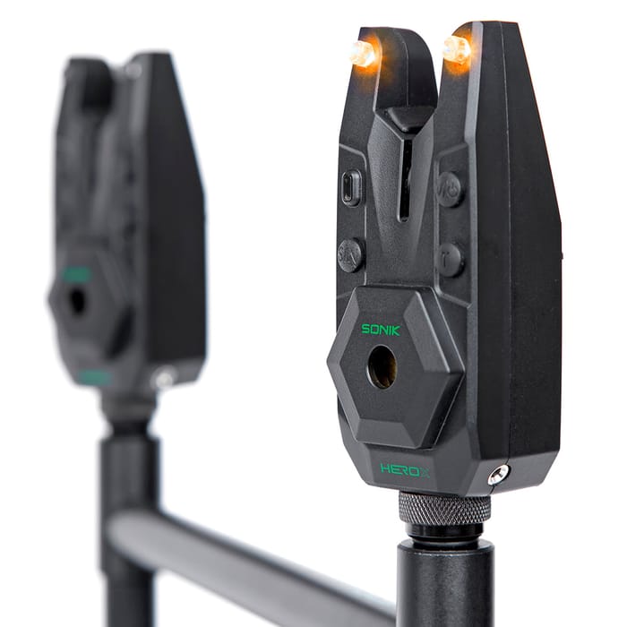 Sonik Herox Bite Alarm Set + Bivvy Lamp 5