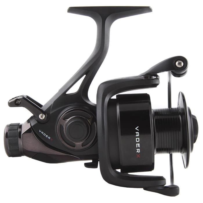 Sonik Vader X FS Reel Right Side