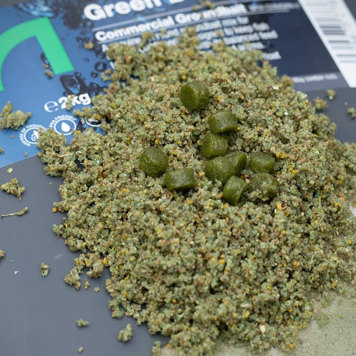 Spotted Fin Commercial Green Betaine Groundbait 2kg Close Up