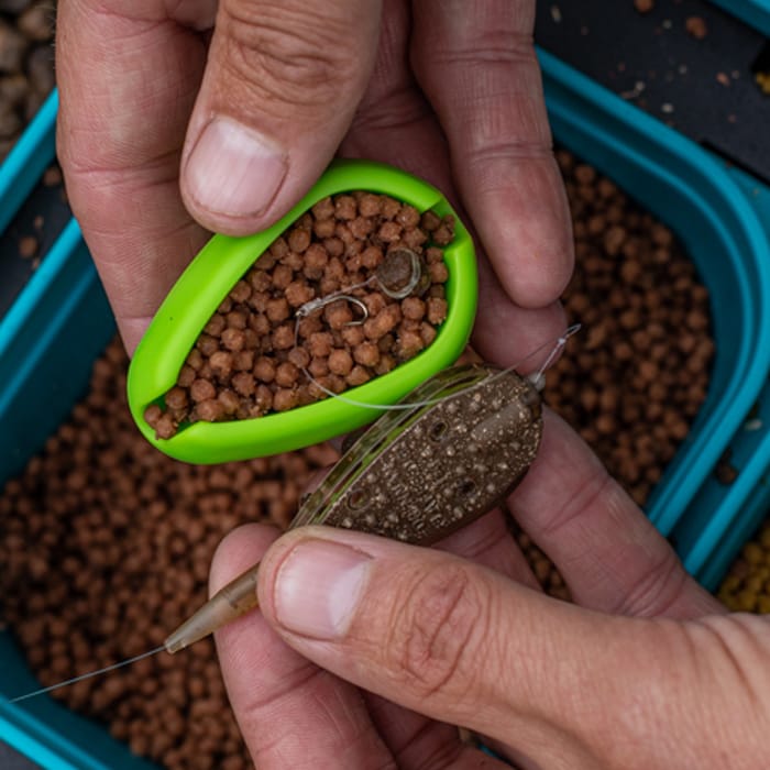 Spotted Fin Sweet Meat Method Ready Pellets 2mm 2kg In Use 2