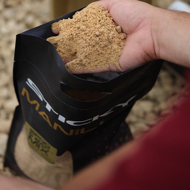 Sticky Baits Manilla Spod & Bag Mix 2.5kg Close Up 1