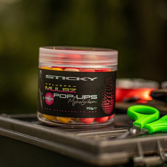 Sticky Baits Mulbz Fluoro Pop-Ups In Use
