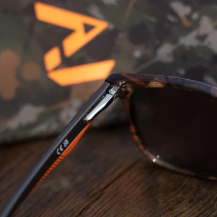 OMC Otton Polarised Sunglasses