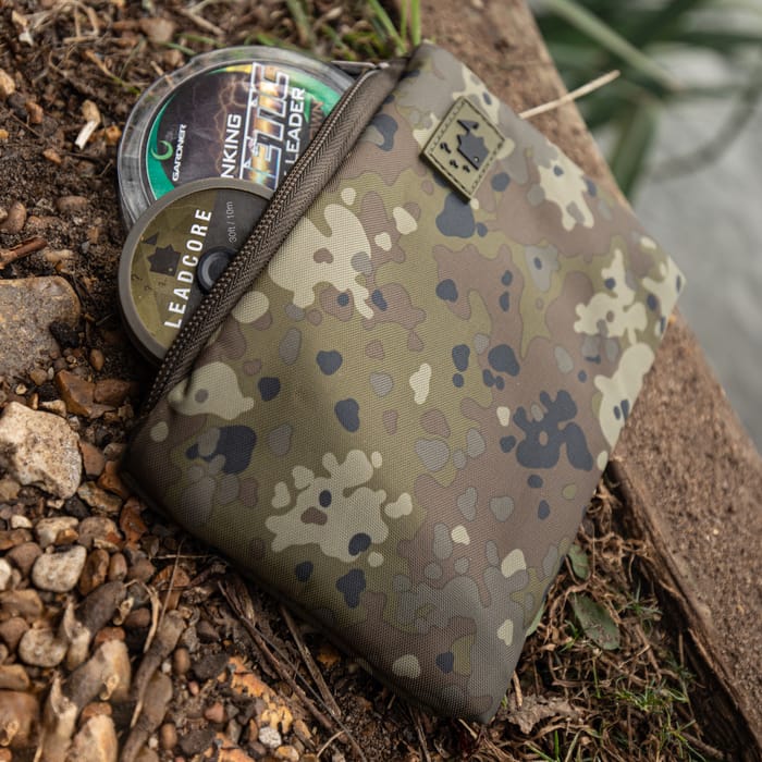 Thinking Anglers Camfleck Small Zip Fishing Pouch In Use 1