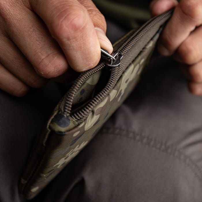 Thinking Anglers Camfleck Small Zip Fishing Pouch Zip In Use