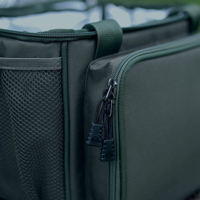 Thinking Anglers Fishing Cool Bag Close Up Zip