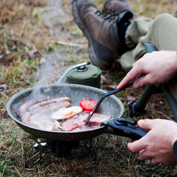 Trakker Armolife Marble Fishing Cookset In Use 10
