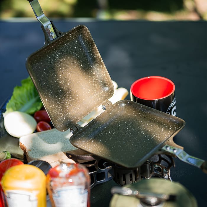 Trakker Armolife Marble Sandwich Fishing Toaster In Use 2