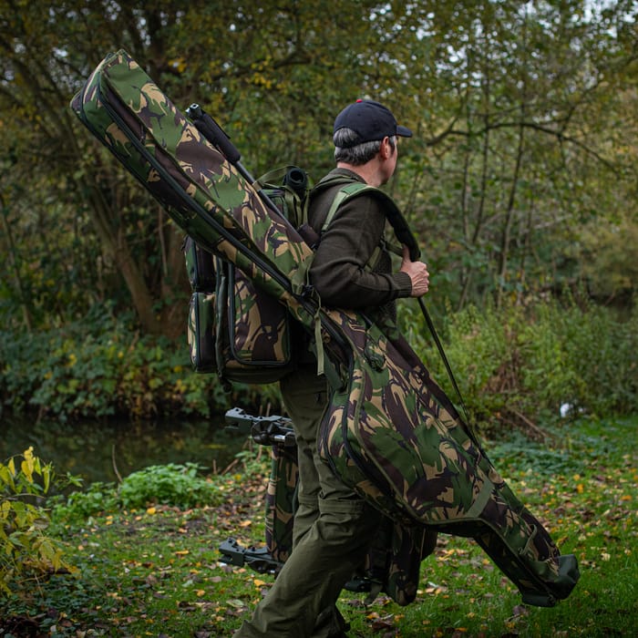Trakker DPM 3 Rod Padded Fishing Sleeve 12ft In Use On The Bank