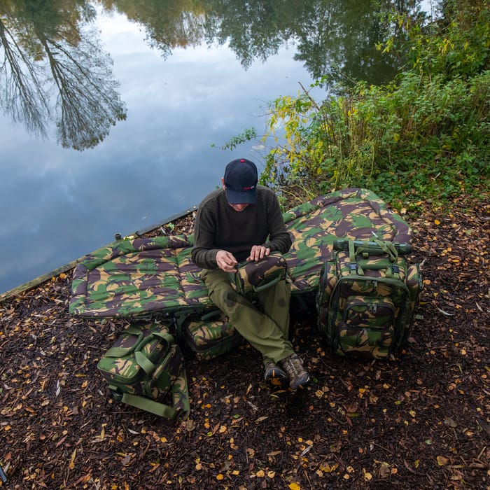 Trakker DPM Superlite Bed On The Bank