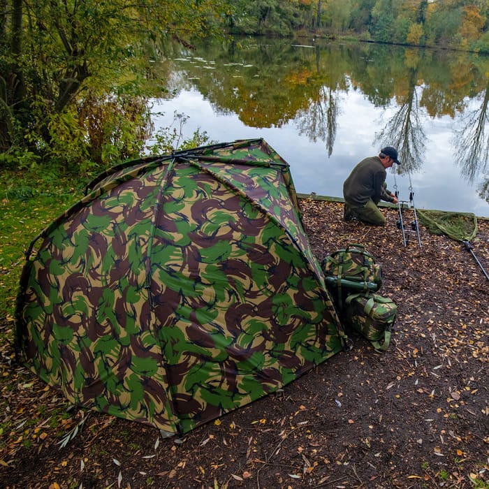 Trakker DPM Tempest Brolly 100 On The Bank