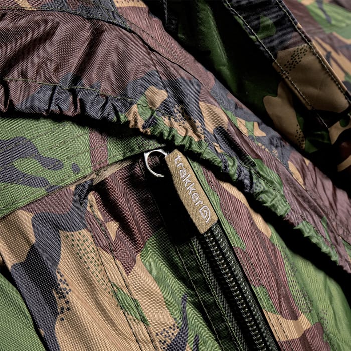 Trakker DPM Tempest Brolly 100 Full Infill Close Up 1