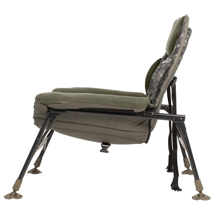 Trakker Levelite Camo Colossus Chair 3
