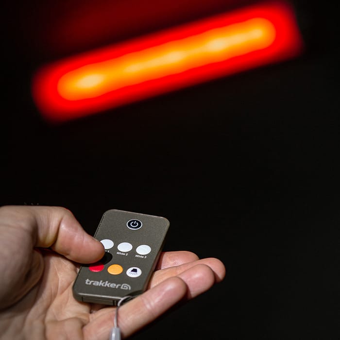 Trakker Nitelife Bivvy Light Remote 200 11