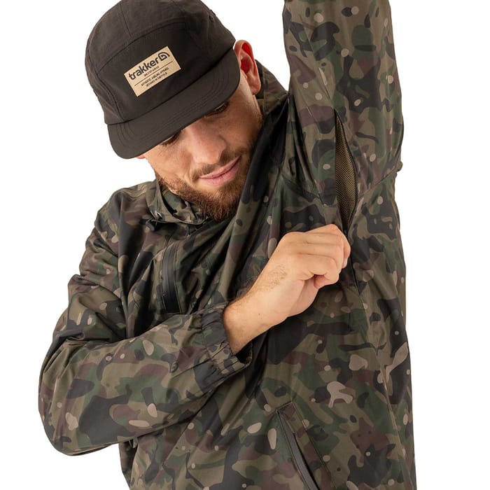 Trakker TechPro Camo Smock In Use 6