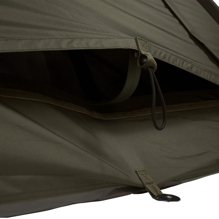 Trakker Tempest Advanced 100 Bivvy Pegging