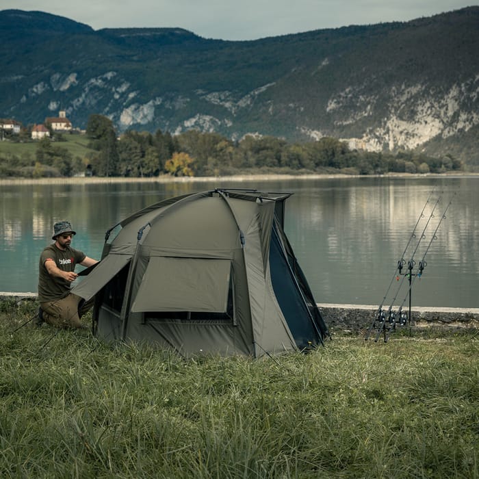Trakker Tempest RS Cool Guys Ropes In Use 1