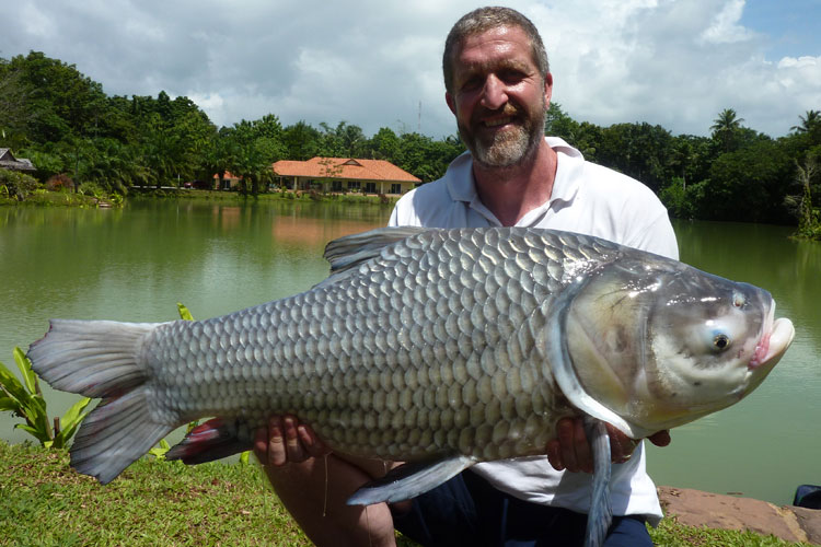 go-fishing-with-john-wilson-thailand-08-07-2016-8