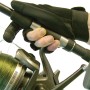 Gardner Casting-Spodding Fishing Glove In Use 3