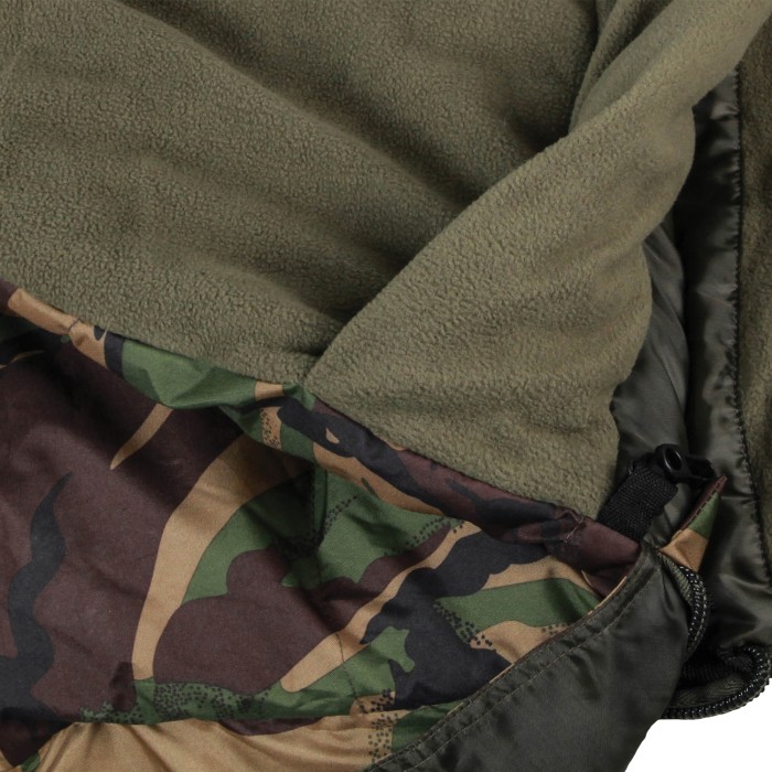 Advanta Discovery CCX5 5 Season Sleeping Bag Close Up Material