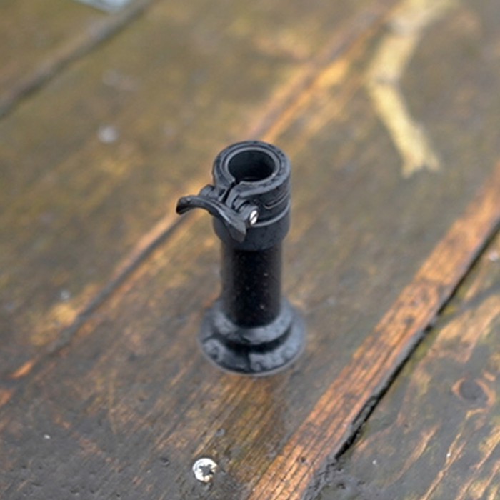 Avid Carp Lok Down Stage Stand In Use 2