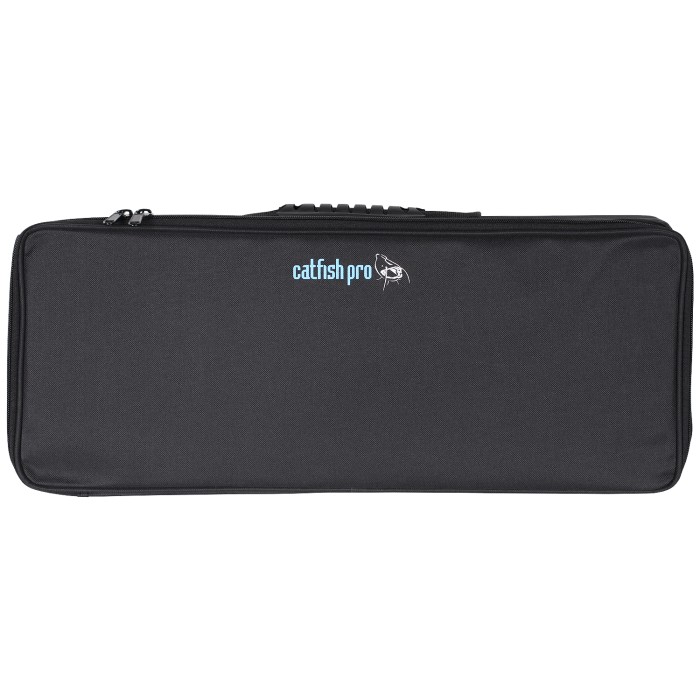 Catfish Pro Tackle Fishing Bag Shut