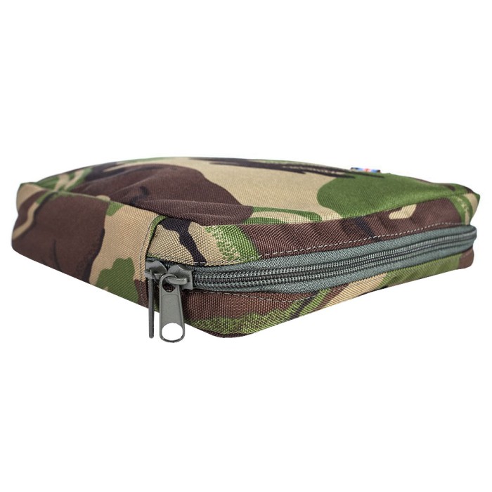 Cotswold Aquarius Woodland Camo Dlx Padded Scale Pouch 1