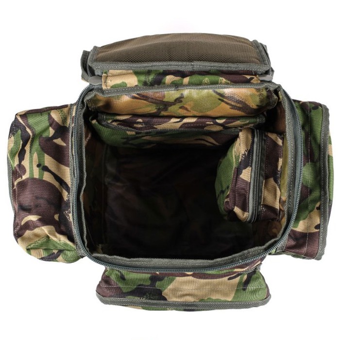 Cotswold Aquarius Woodland Camo Vulpine Sack Above Open