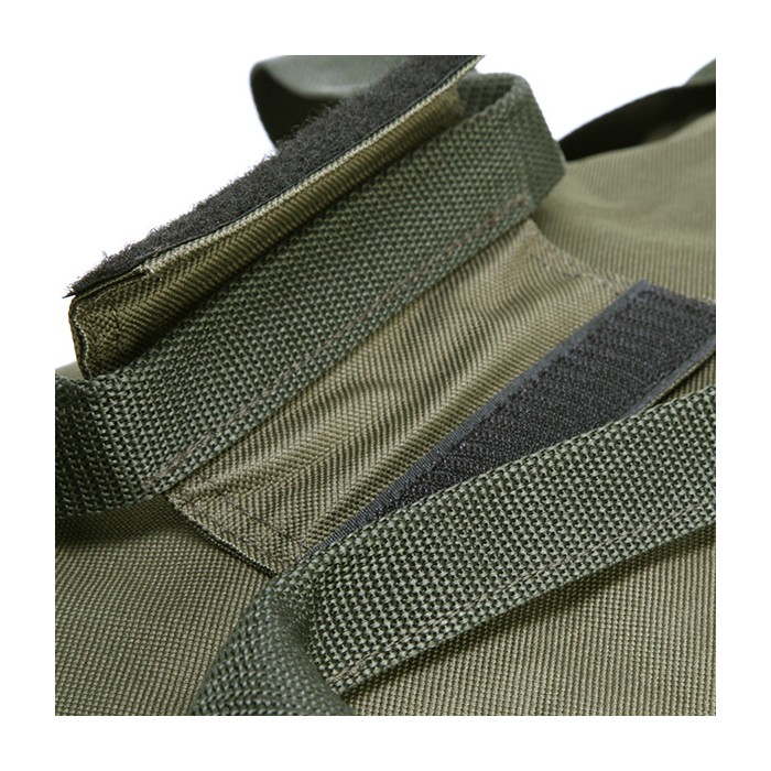 Daiwa Black Widow Fishing Carryall Webbing Carry Handles