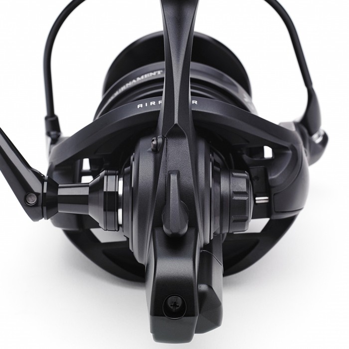 Daiwa Tournament ISO QDA Reel Back