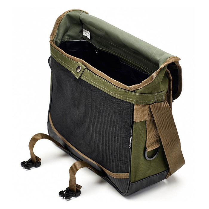 Daiwa Wilderness Game Bag 1 Open