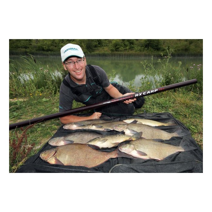 Drennan Red Range RX Carp 13m Pole In Use 3