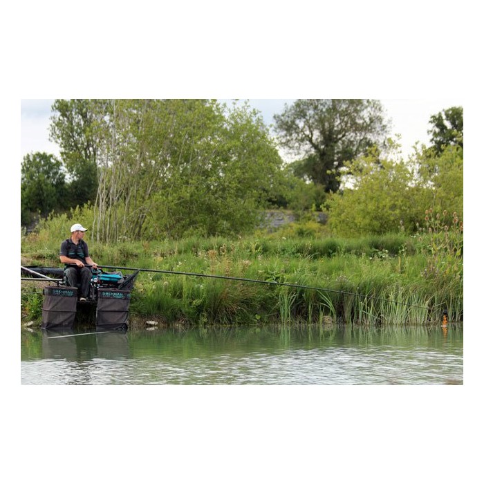Drennan Red Range RX Carp 13m Pole In Use 4