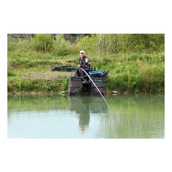 Drennan Red Range RX Carp 13m Pole In Use 1