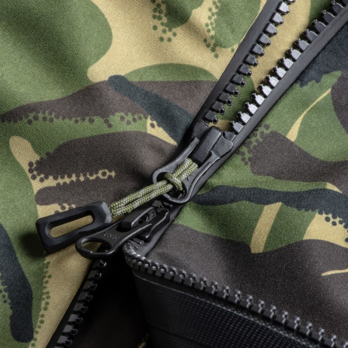 Fortis Marine Fishing Jacket DPM Close Up Zip 1