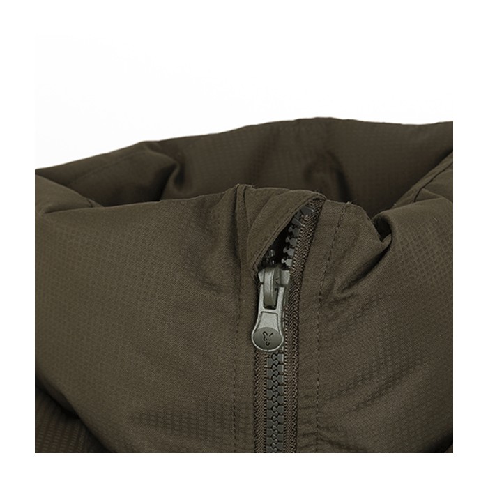 Fox Chunk Camo Khaki RS Gilet Zip Close Up